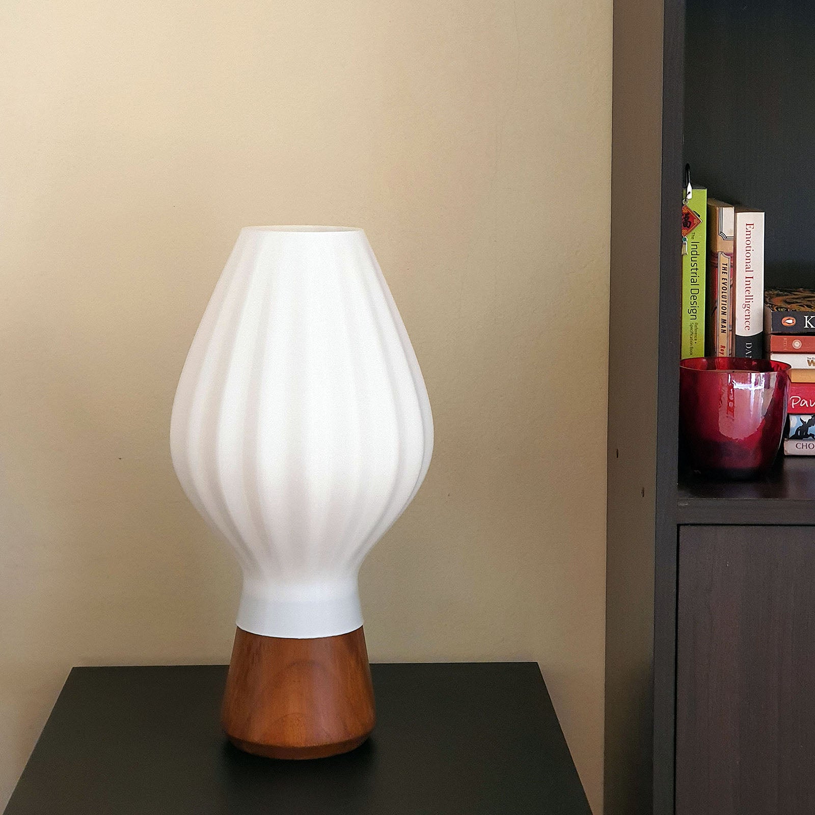 Lobud table lamp from Bhilight India